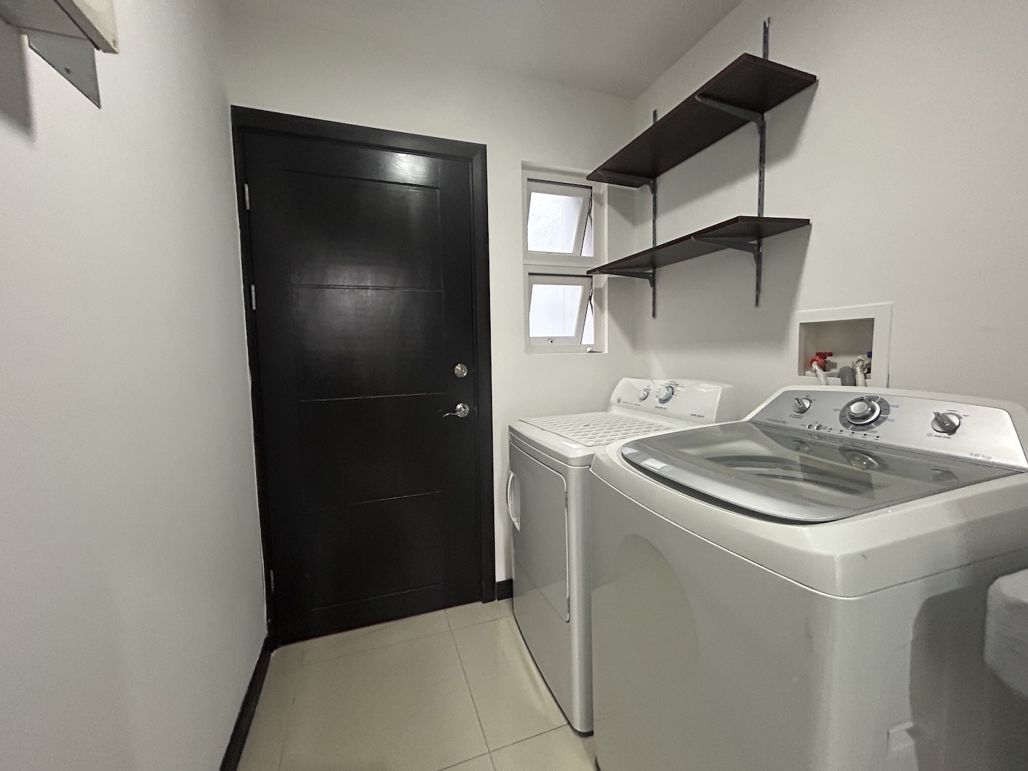 3 bed Single Family Homes For Sale in San Antonio De Escazu, San Jose - thumb 8