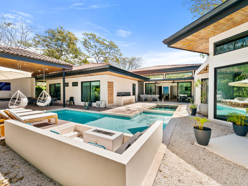 6 bed Single Family Homes For Sale in Tamarindo, Guanacaste - 1