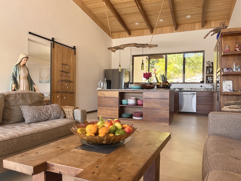 5 bed Single Family Homes For Sale in Hojancha, Guanacaste - hero 10