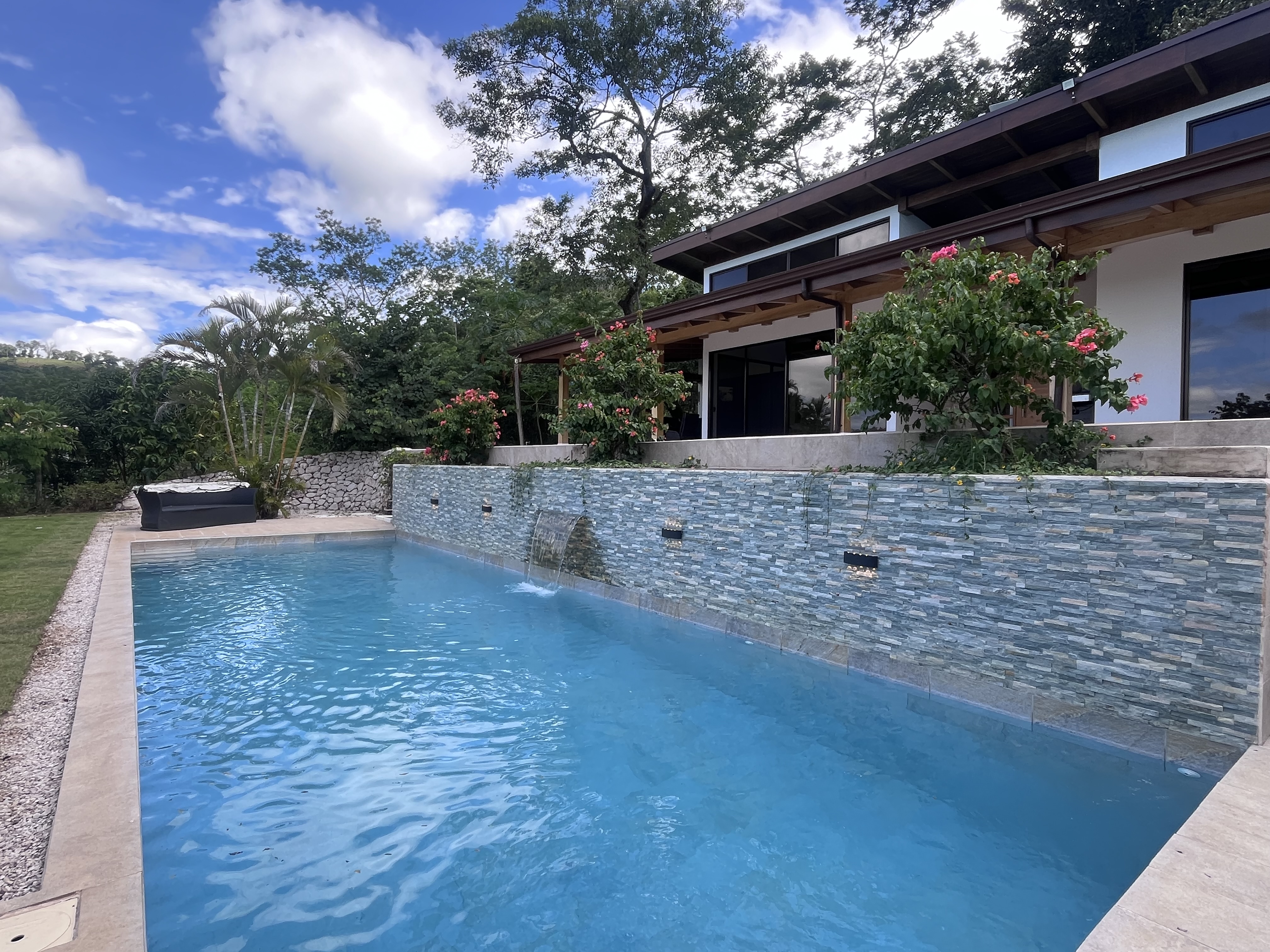 5 bed Single Family Homes For Sale in Hojancha, Guanacaste - thumb 3