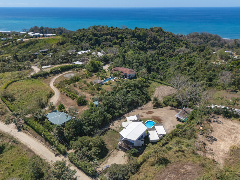 5 bed Single Family Homes For Sale in Santa Teresa, Puntarenas - hero 25