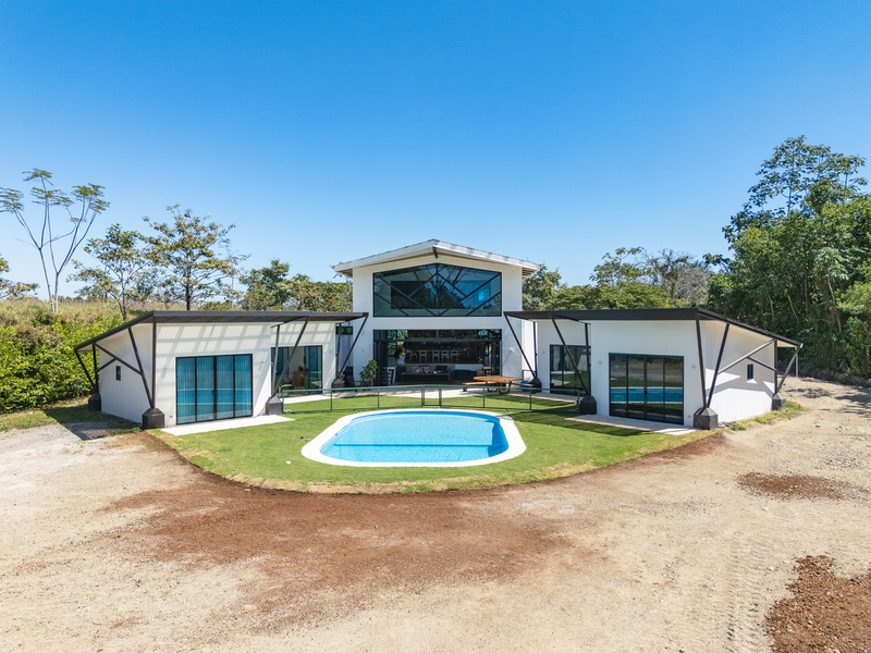 5 bed Single Family Homes For Sale in Santa Teresa, Puntarenas - hero 24