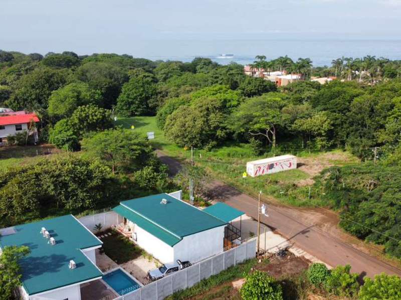 4 bed Commercial For Sale in Junquillal, Guanacaste - photo 3