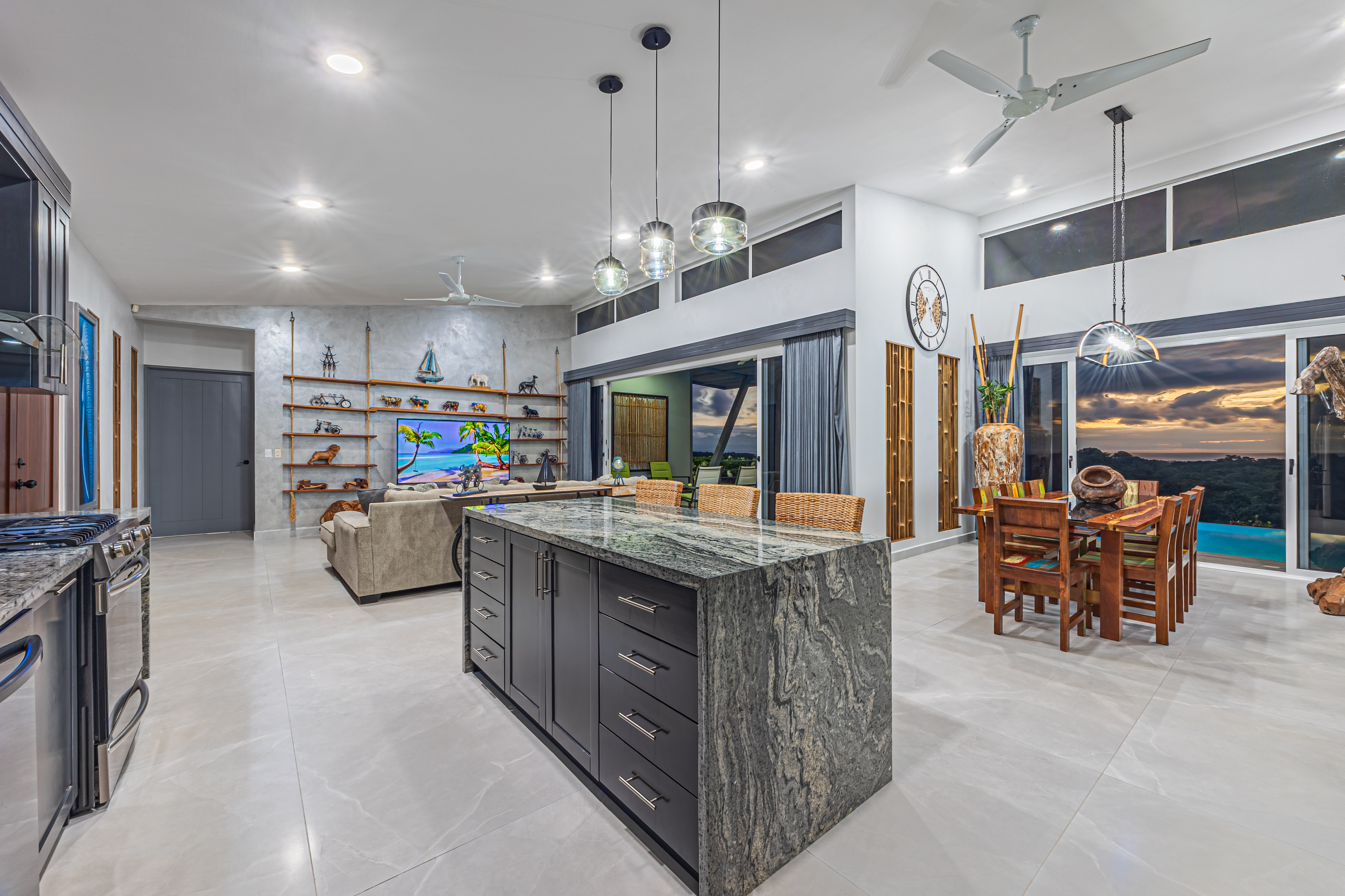 5 bed Single Family Homes For Sale in Uvita, Puntarenas - thumb 21