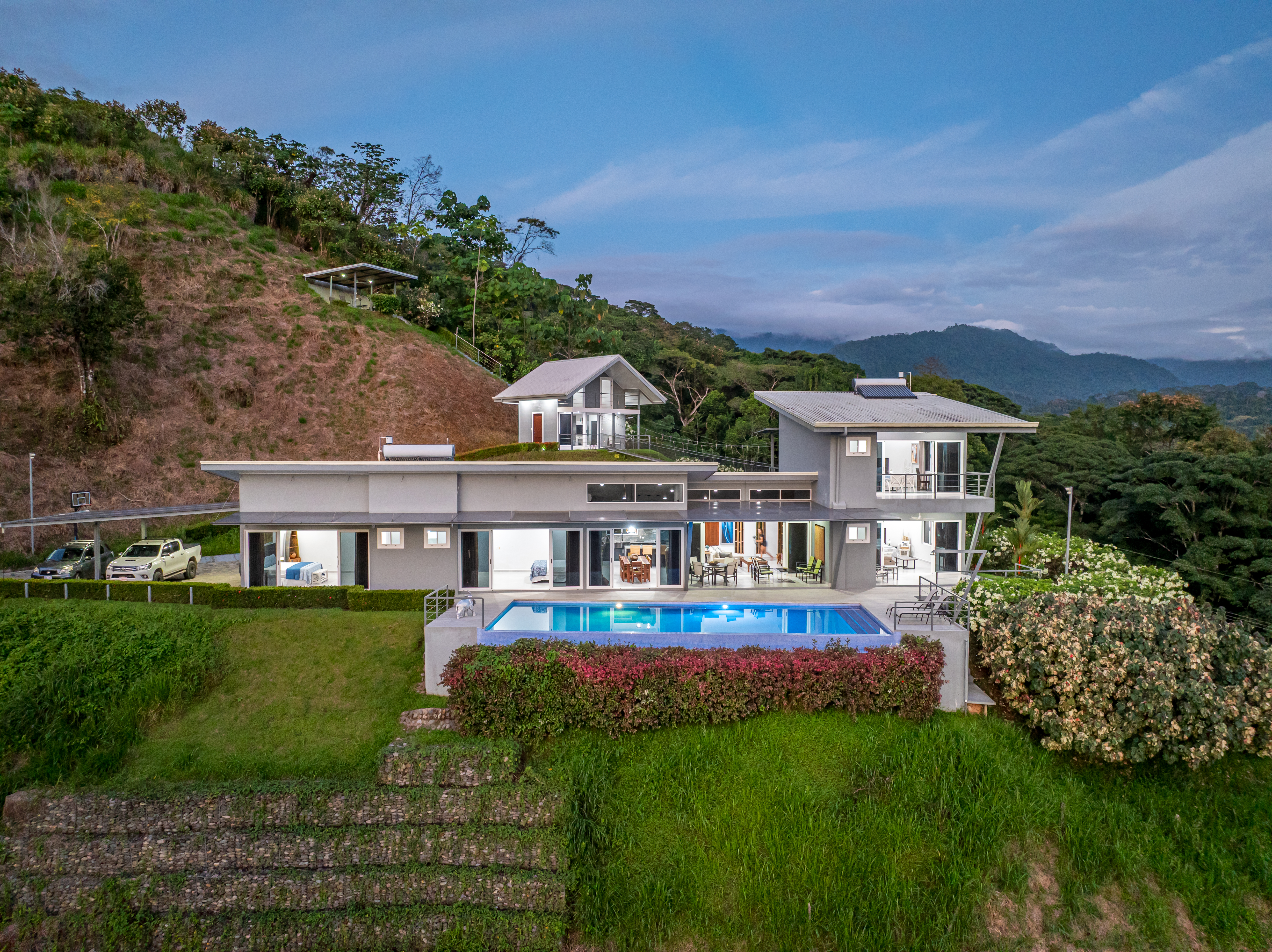 5 bed Single Family Homes For Sale in Uvita, Puntarenas - thumb 1