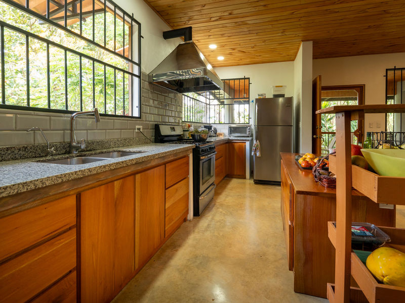 6 bed Single Family Homes For Sale in Perez Zeledon, San Jose - hero 11