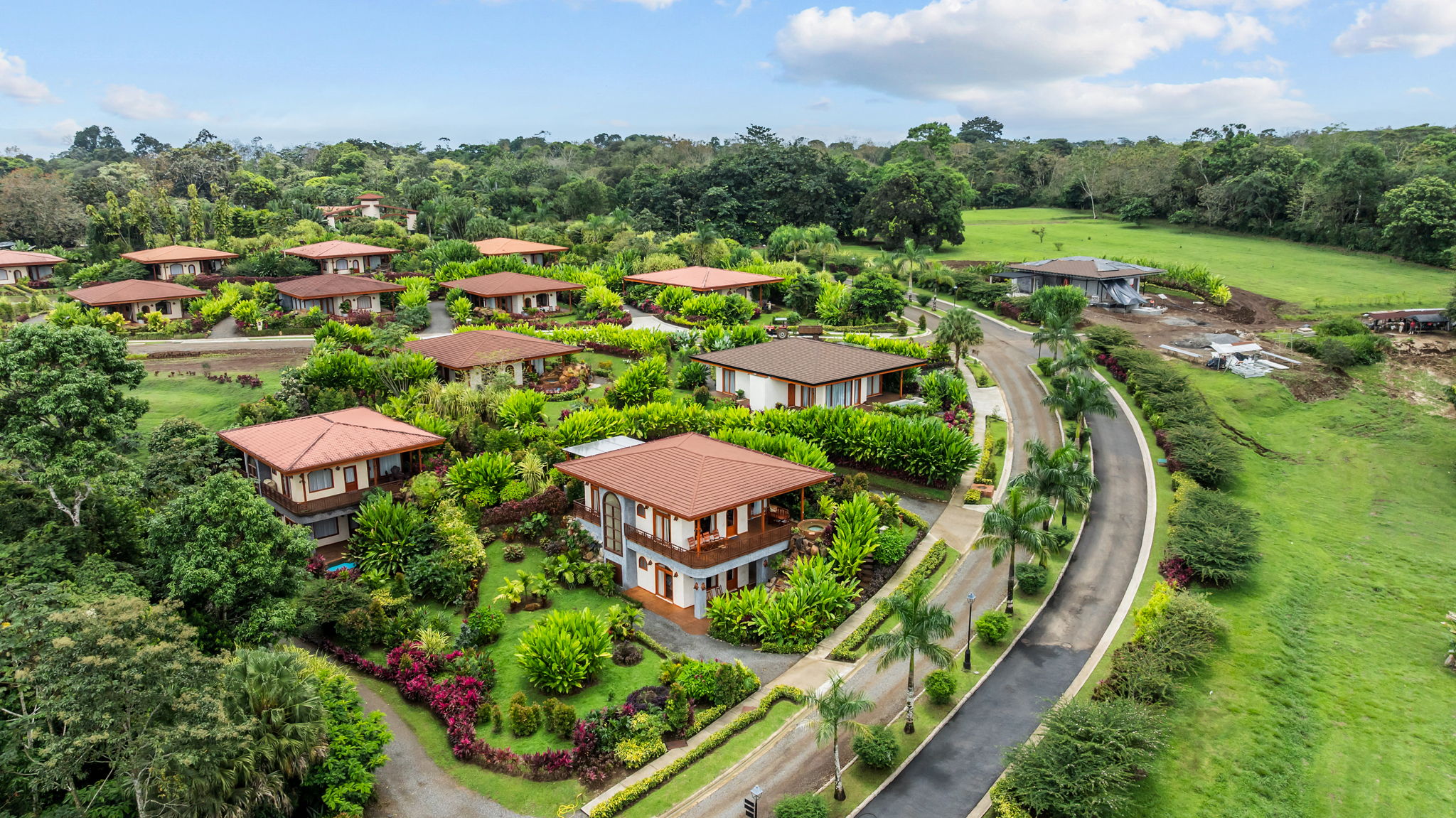 3 bed Single Family Homes For Sale in La Fortuna, Alajuela - thumb 1