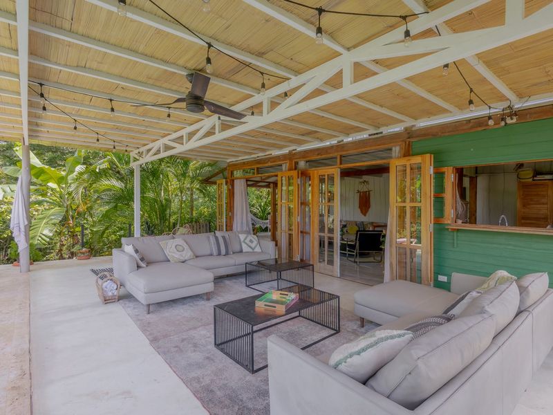 3 bed Single Family Homes For Sale in Manzanillo, Puntarenas - hero 4