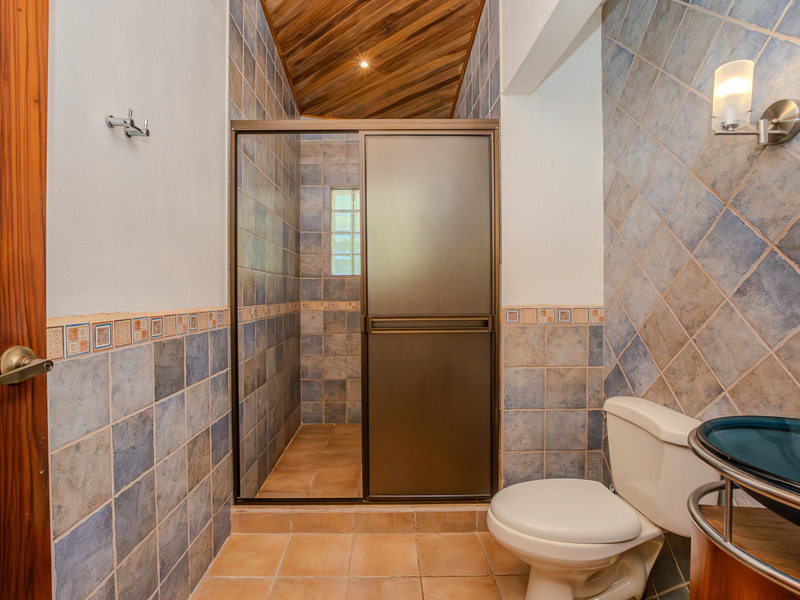 2 bed Single Family Homes For Sale in Grecia, Alajuela - hero 15