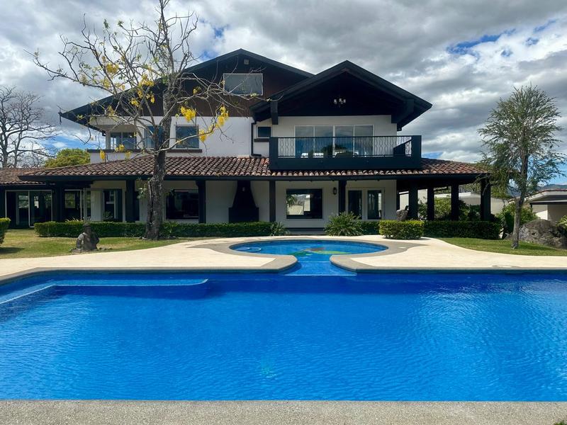 3 bed Single Family Homes For Sale in La Garita, Alajuela - hero 2