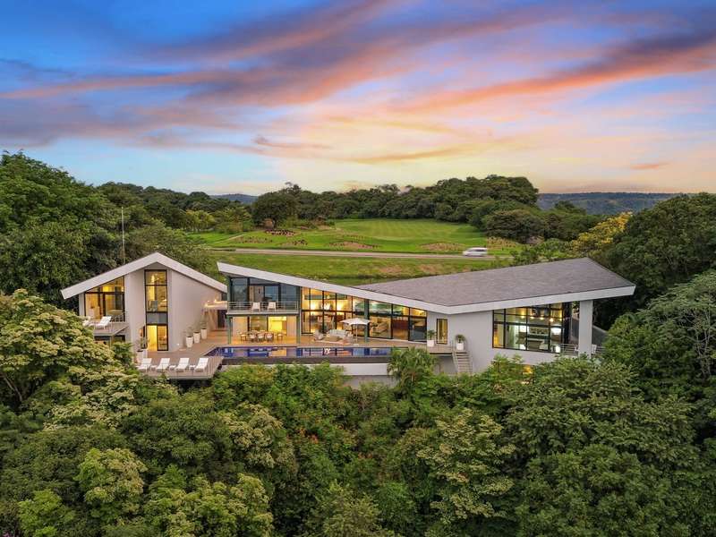 7 bed Single Family Homes For Sale in Papagayo Gulf, Guanacaste - hero 2