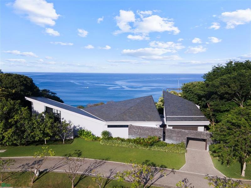 7 bed Single Family Homes For Sale in Papagayo Gulf, Guanacaste - hero 16