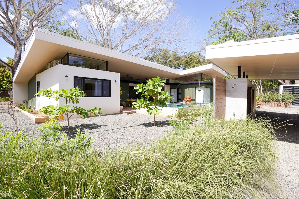 11 bed Single Family Homes For Sale in Playa Grande, Guanacaste - thumb 19