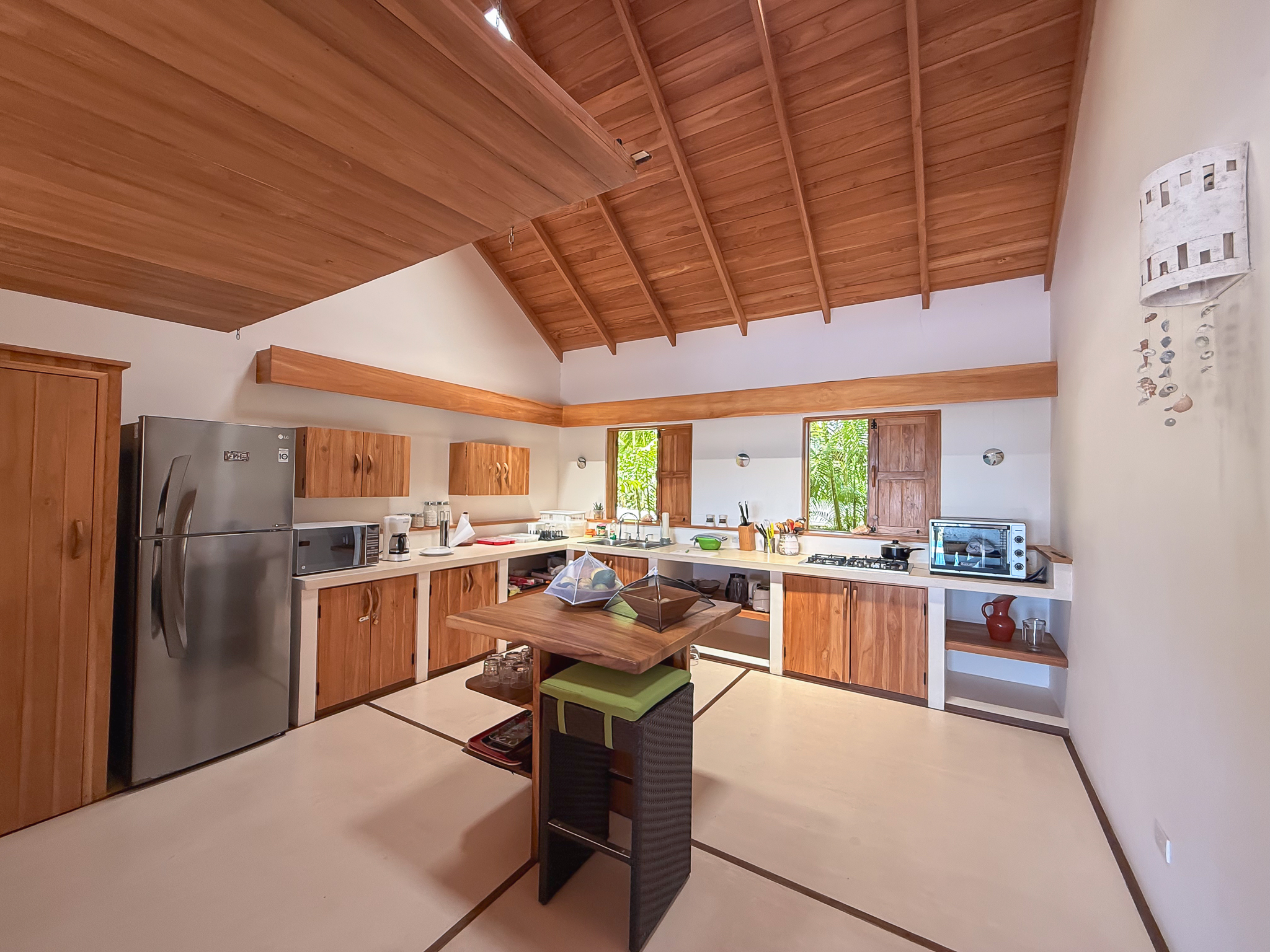3 bed Single Family Homes For Sale in Manzanillo, Puntarenas - thumb 15