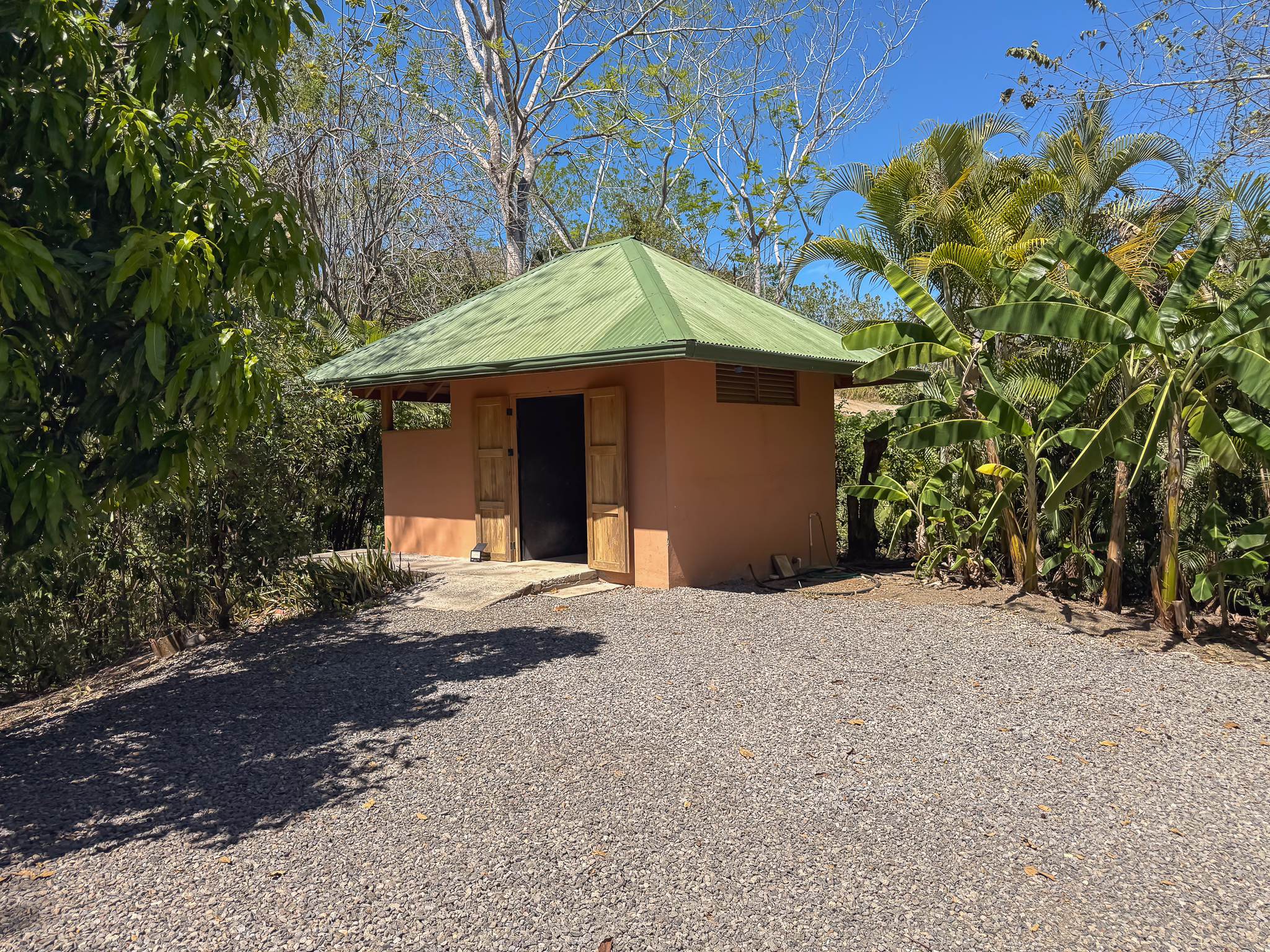 3 bed Single Family Homes For Sale in Manzanillo, Puntarenas - thumb 11