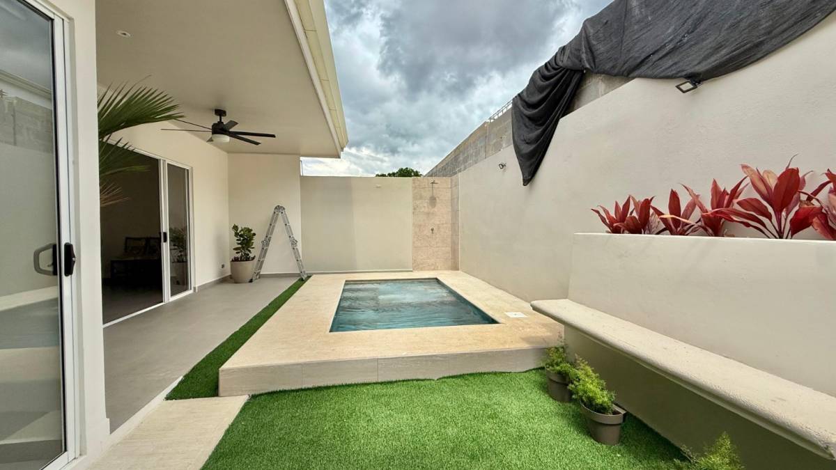 3 bed Single Family Homes For Sale in Herradura, Puntarenas - thumb 20