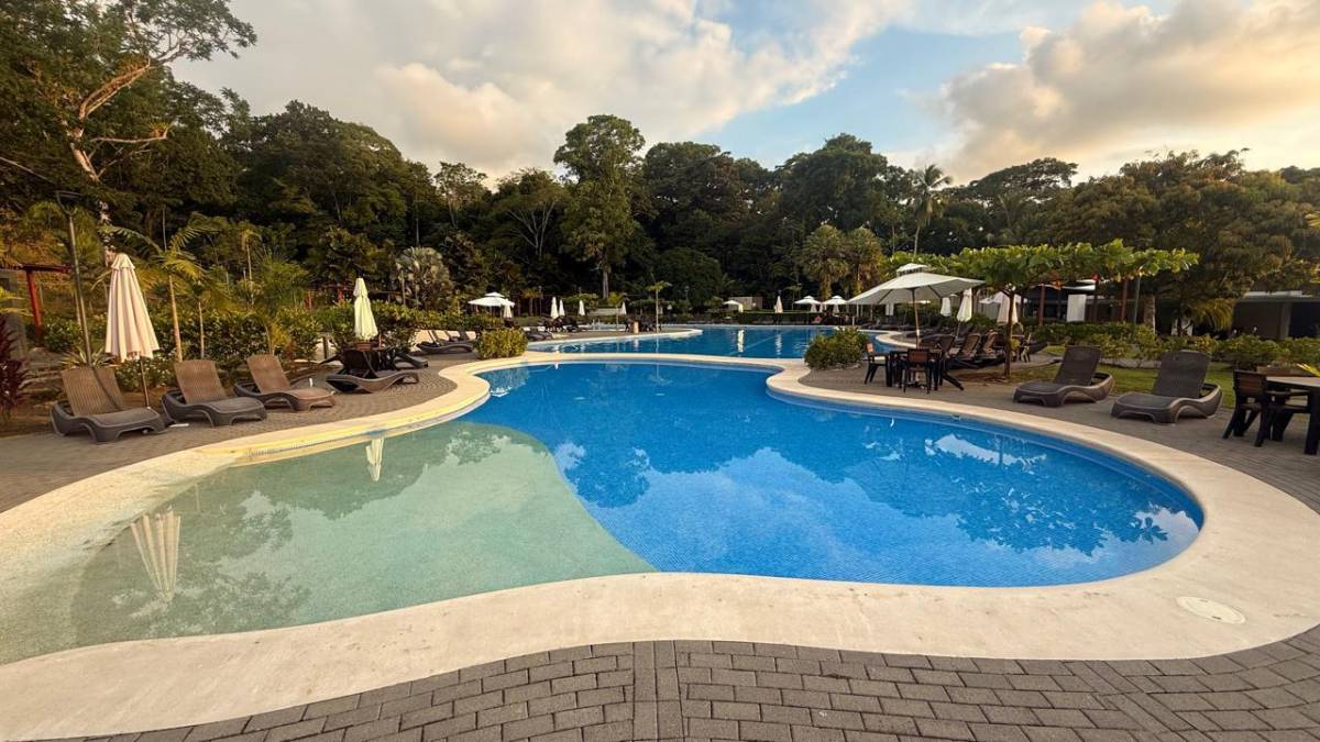 3 bed Single Family Homes For Sale in Herradura, Puntarenas - thumb 4