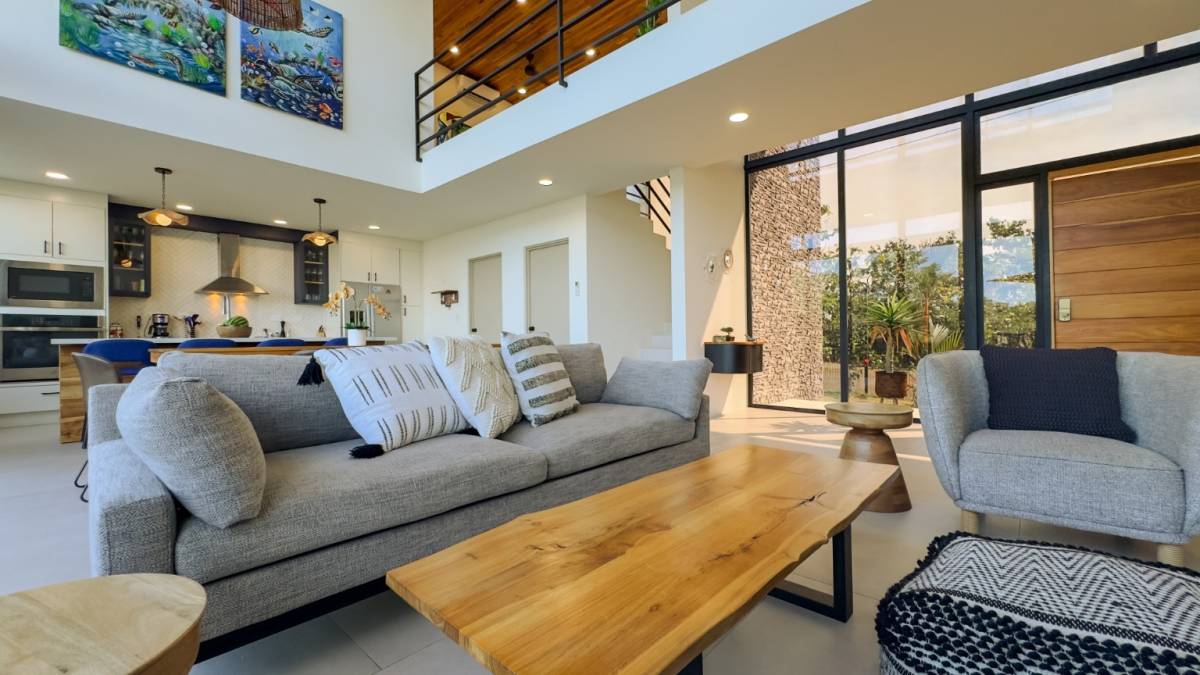 4 bed Single Family Homes For Sale in Playa Hermosa, Puntarenas - thumb 19
