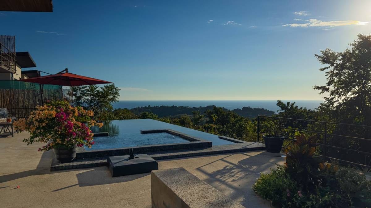 4 bed Single Family Homes For Sale in Playa Hermosa, Puntarenas - thumb 30