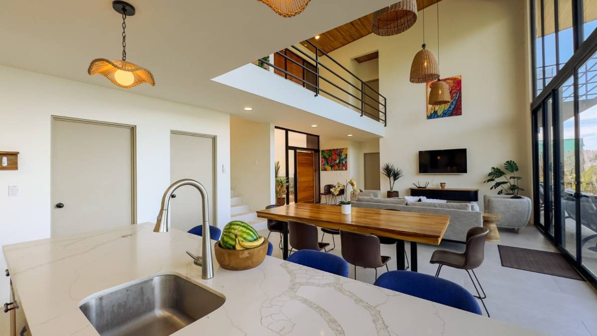 4 bed Single Family Homes For Sale in Playa Hermosa, Puntarenas - thumb 23
