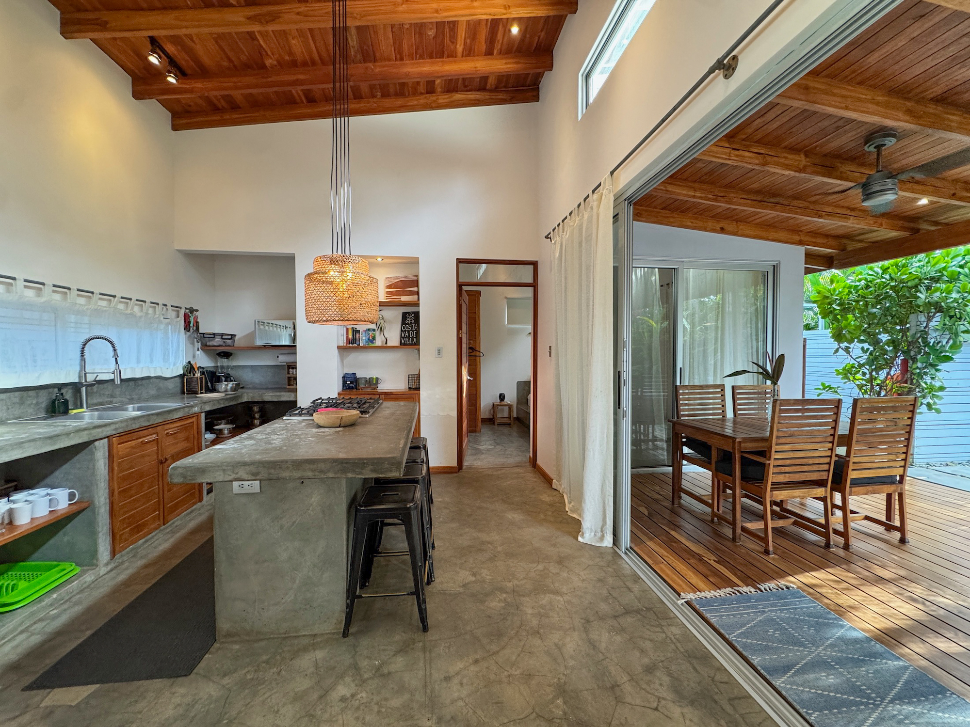 2 bed Single Family Homes For Sale in Santa Teresa, Puntarenas - thumb 16