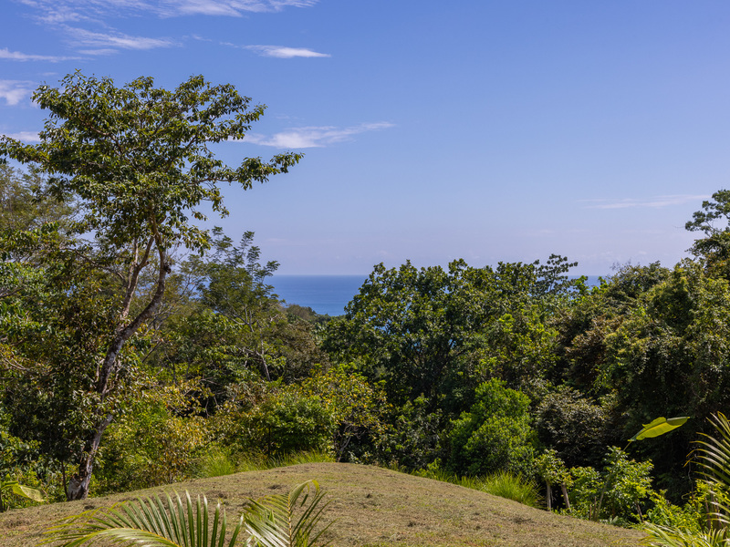 3 bed Single Family Homes For Sale in Montezuma, Puntarenas - hero 4