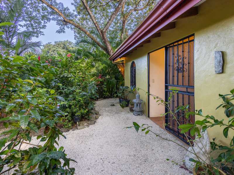 6 bed Single Family Homes For Sale in Montezuma, Puntarenas - hero 6