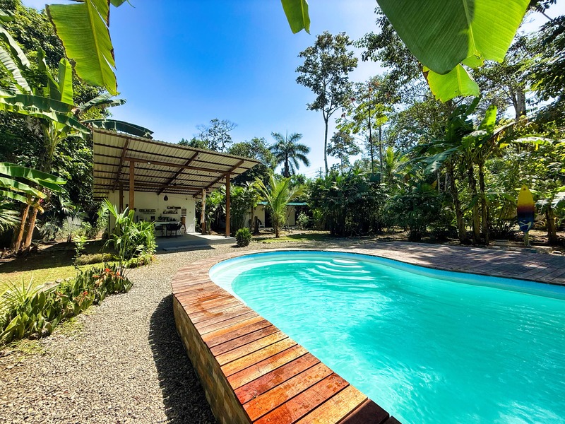 2 bed Single Family Homes For Sale in Cahuita, Limón - 1