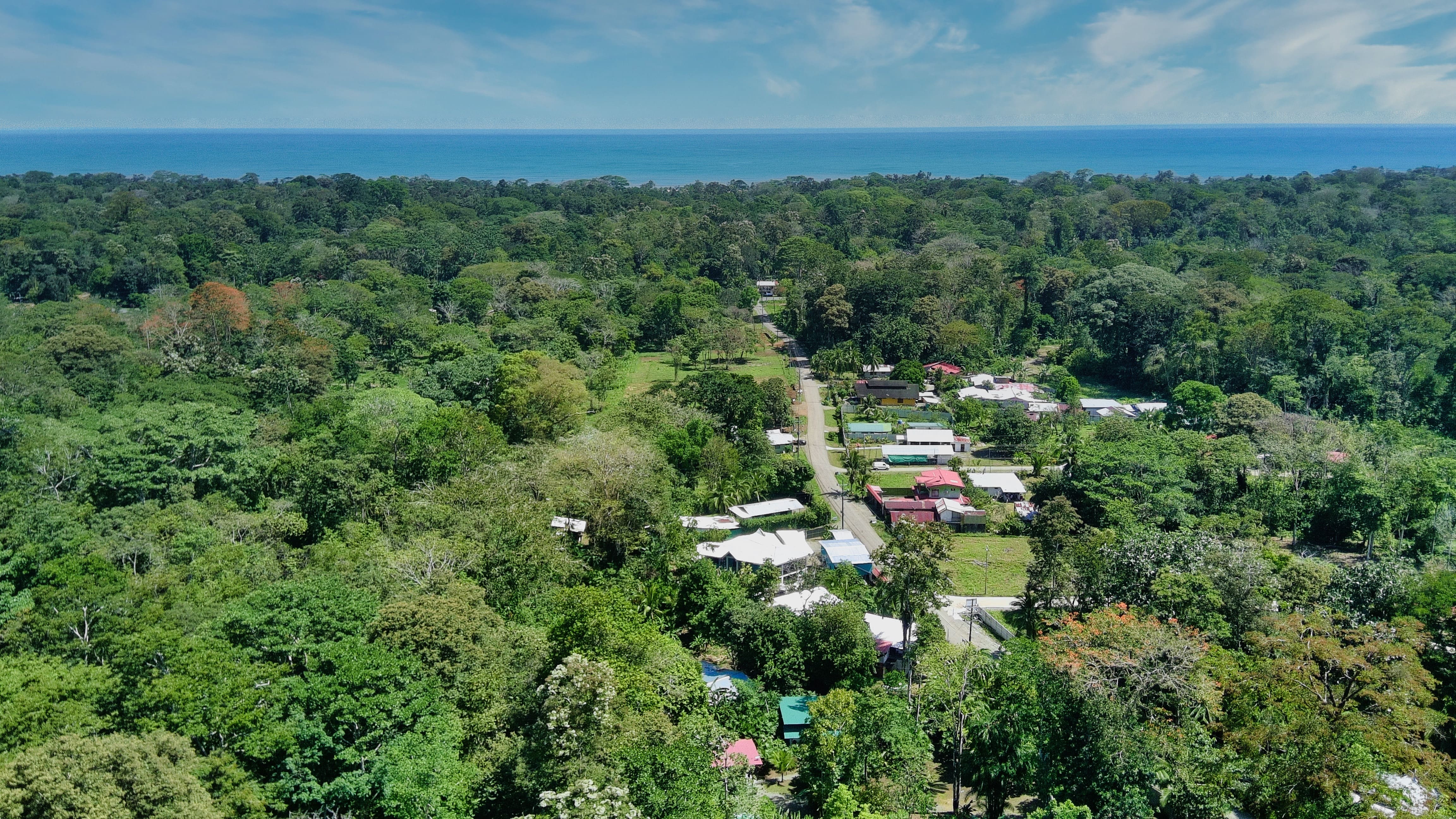 2 bed Single Family Homes For Sale in Cahuita, Limón - thumb 23