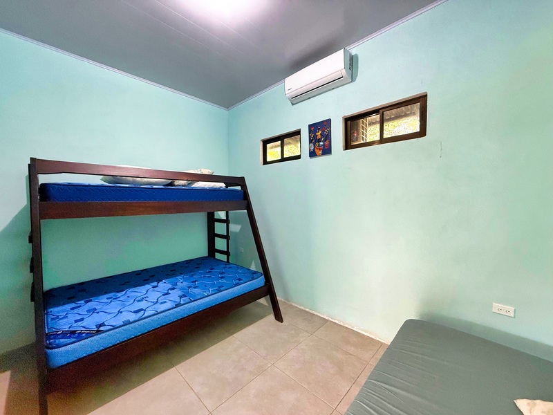 3 bed Single Family Homes For Sale in Cahuita, Limón - hero 12