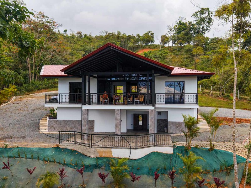 3 bed Single Family Homes For Sale in Perez Zeledon, San Jose - hero 4