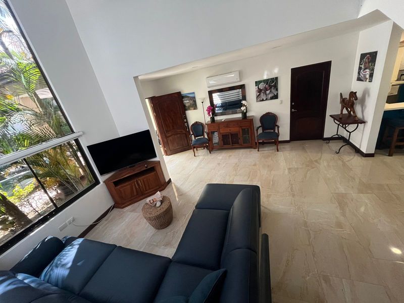 4 bed Single Family Homes For Sale in Jaco, Puntarenas - hero 3