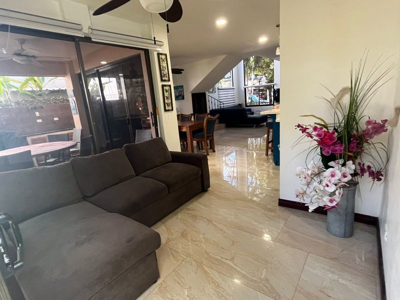 4 bed Single Family Homes For Sale in Jaco, Puntarenas - hero 4