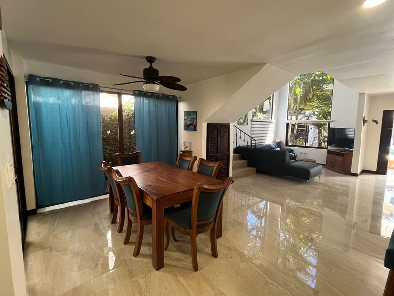 4 bed Single Family Homes For Sale in Jaco, Puntarenas - hero 5