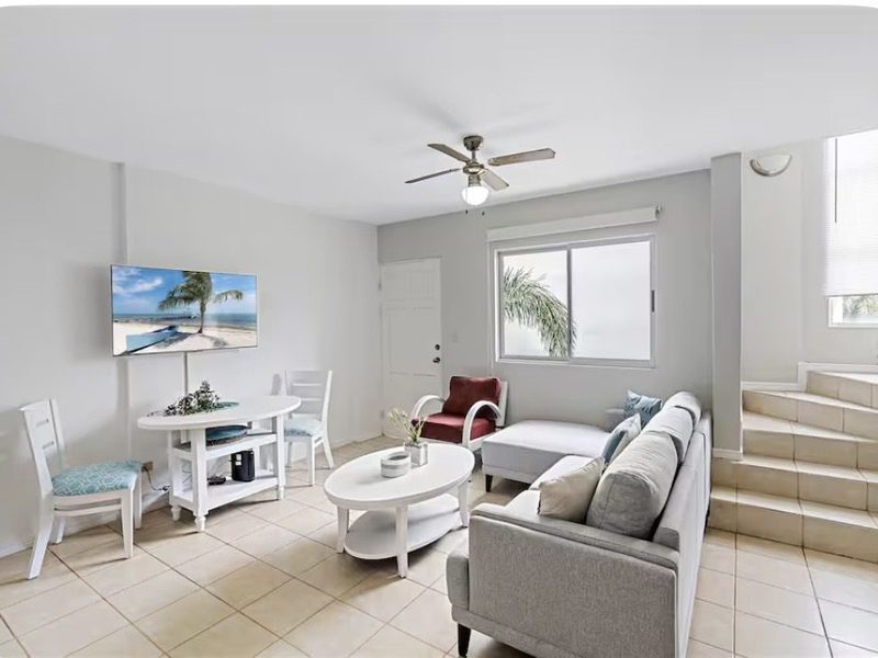 2 bed Condo For Sale in Tamarindo, Guanacaste - hero 2