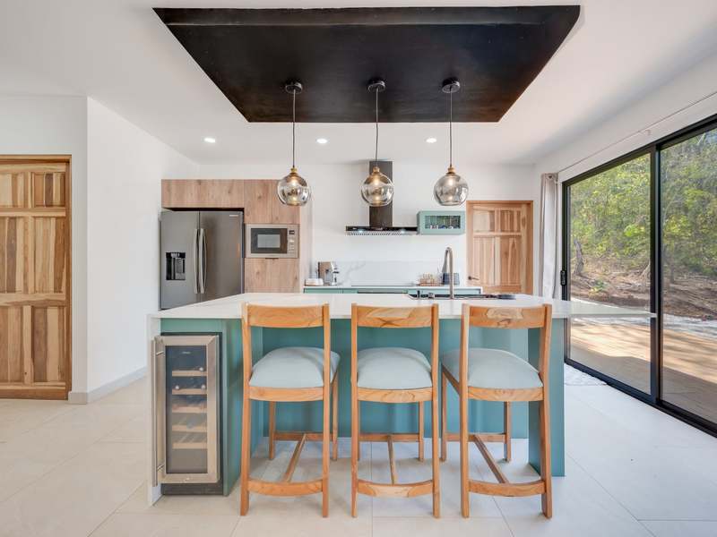 7 bed Business For Sale in Playa Grande, Guanacaste - hero 2