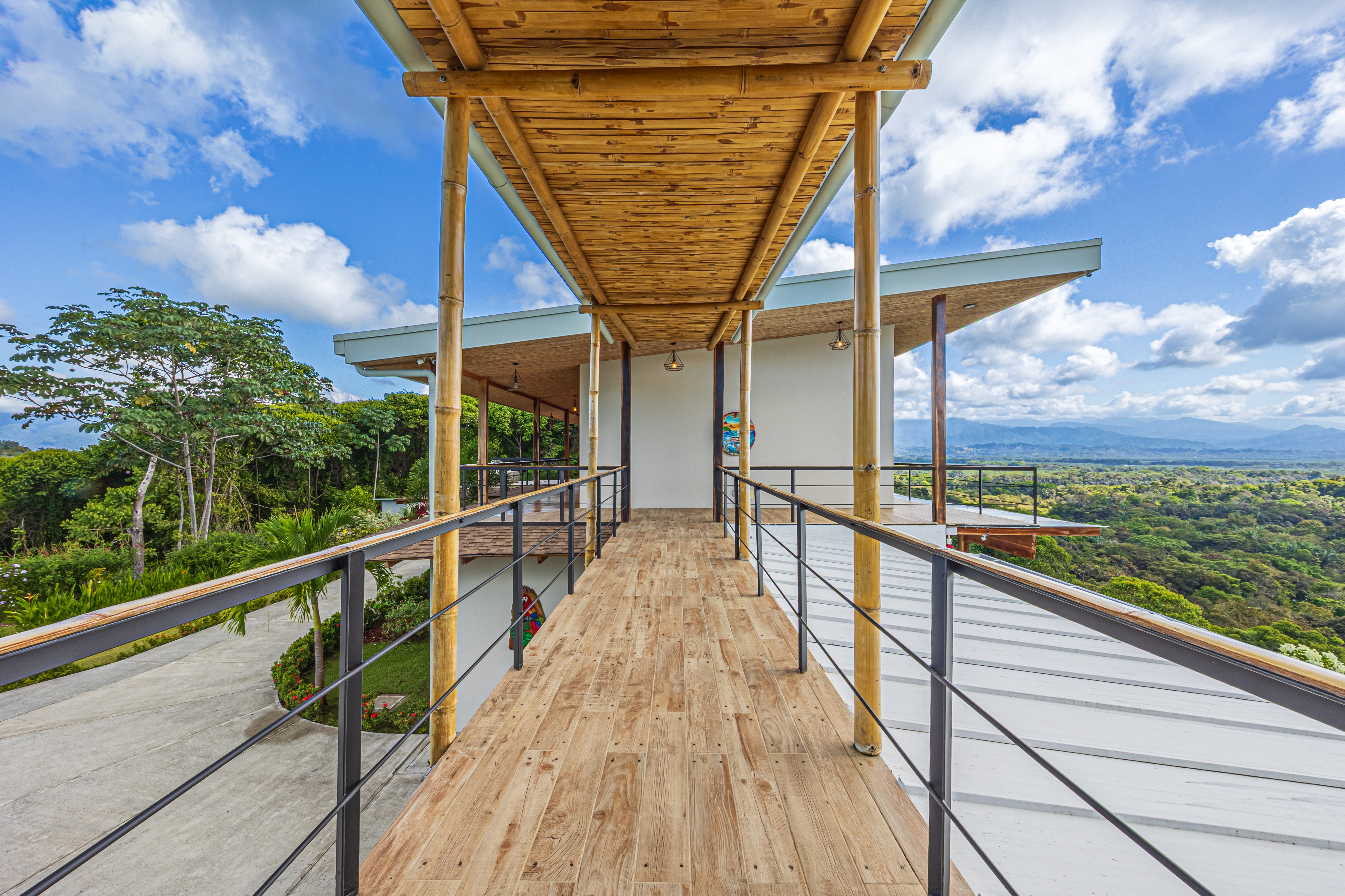 4 bed Single Family Homes For Sale in Manuel Antonio, Puntarenas - thumb 28