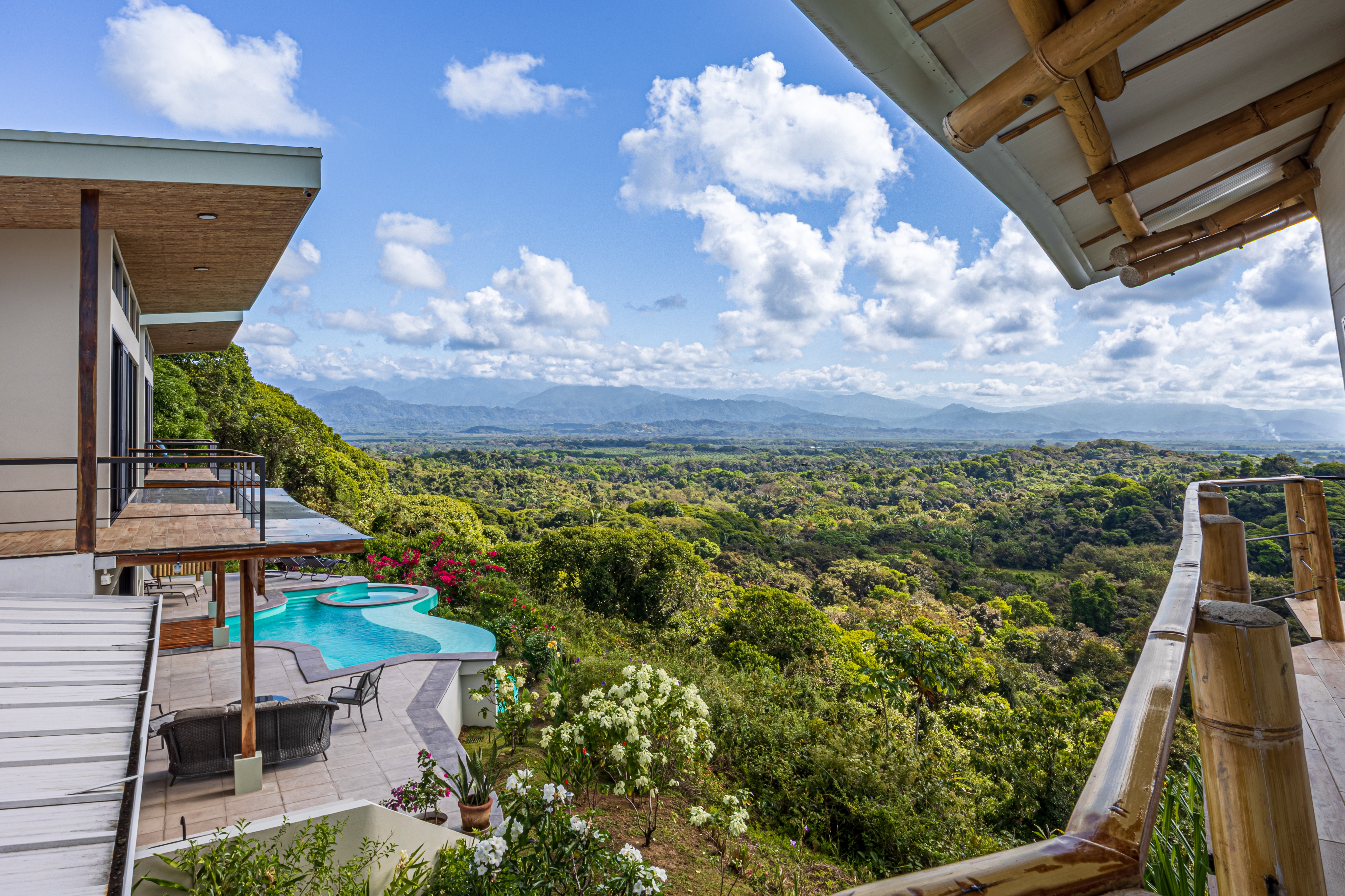 4 bed Single Family Homes For Sale in Manuel Antonio, Puntarenas - thumb 20