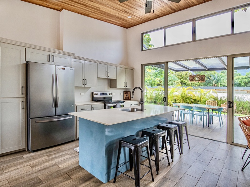 3 bed Single Family Homes For Sale in Ojochal, Puntarenas - hero 12