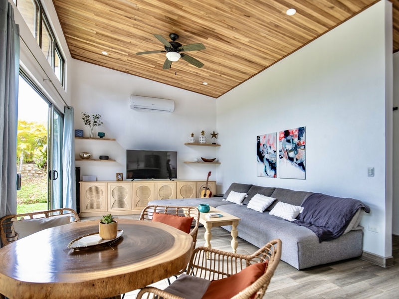 3 bed Single Family Homes For Sale in Ojochal, Puntarenas - hero 11