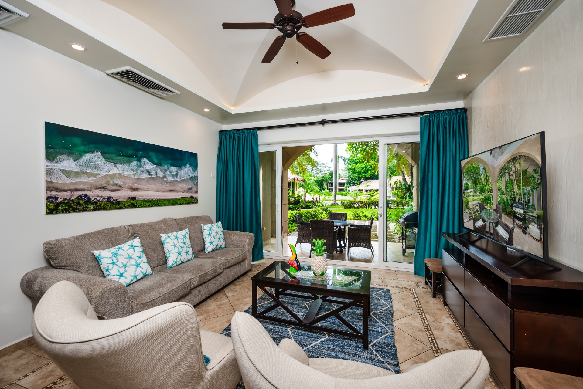 2 bed Condo For Sale in Tamarindo, Guanacaste - thumb 2