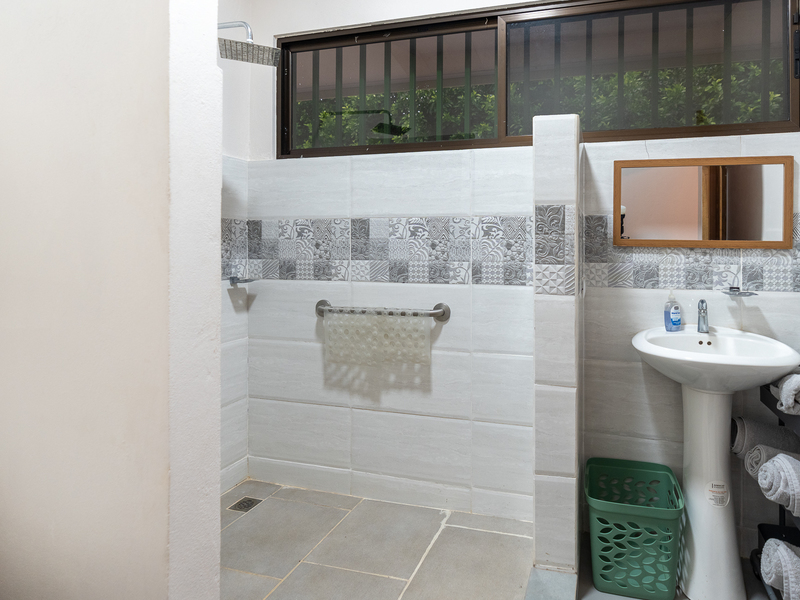 5 bed Single Family Homes For Sale in Tamarindo, Guanacaste - hero 23