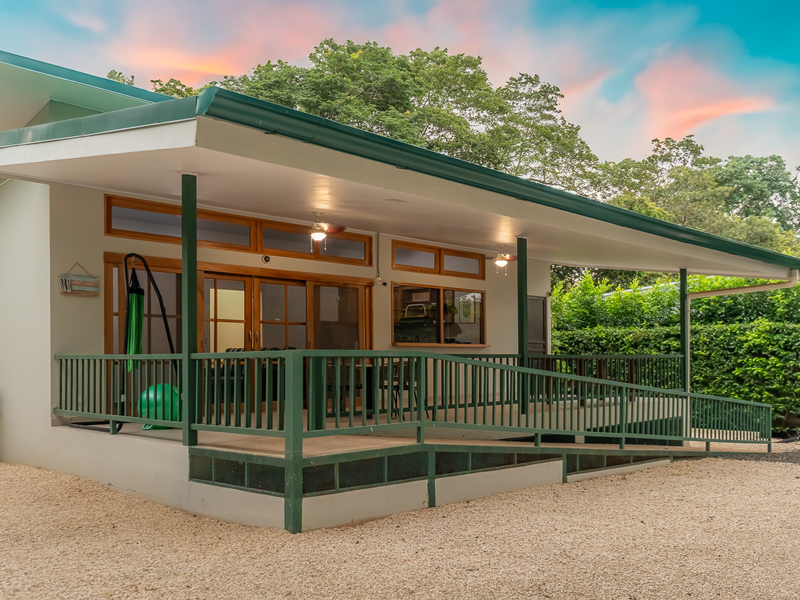 5 bed Single Family Homes For Sale in Tamarindo, Guanacaste - hero 27