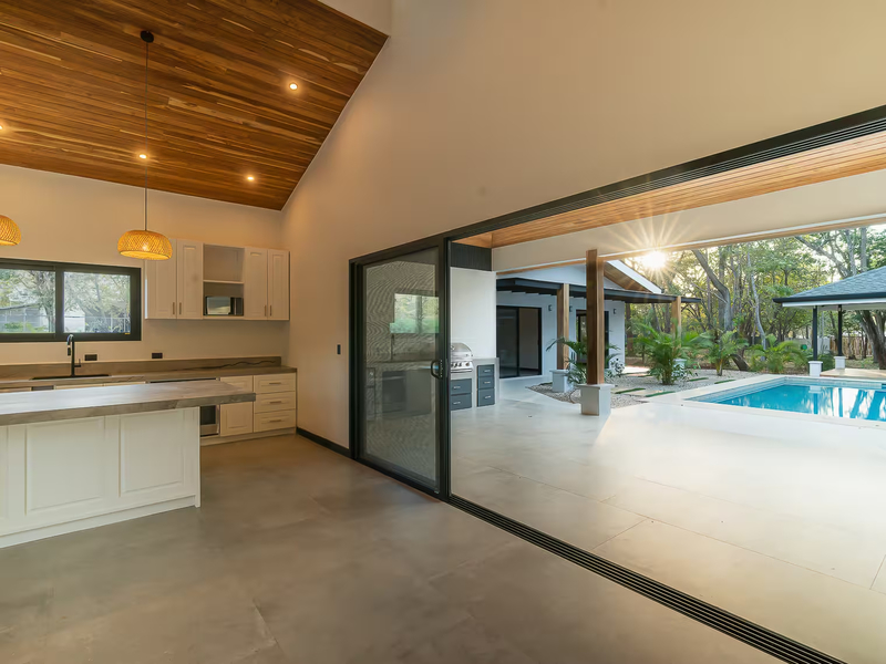 4 bed Single Family Homes For Sale in Playa Brasilito, Guanacaste - hero 8
