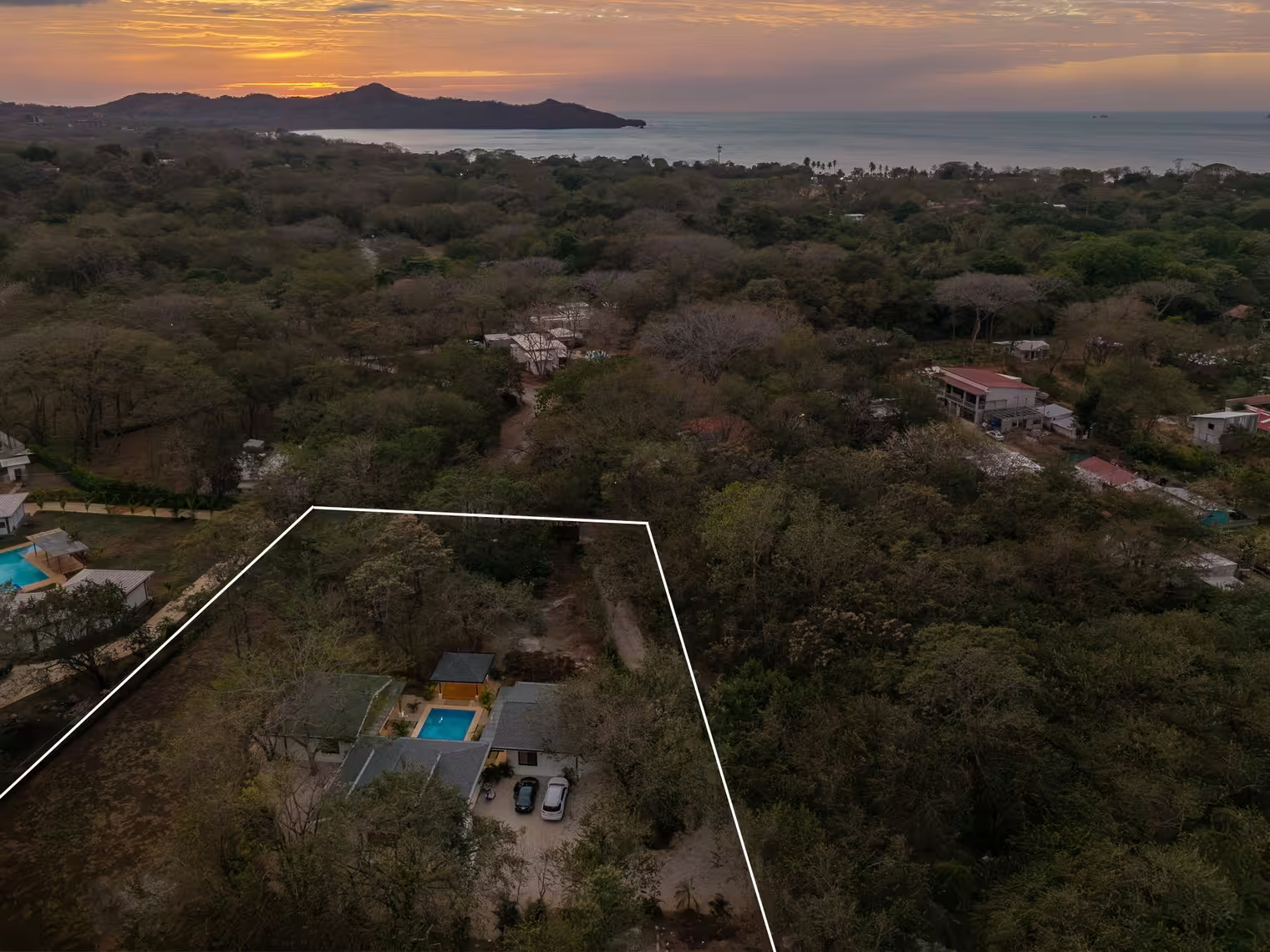 4 bed Single Family Homes For Sale in Playa Brasilito, Guanacaste - thumb 21