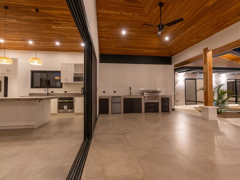 4 bed Single Family Homes For Sale in Playa Brasilito, Guanacaste - hero 12