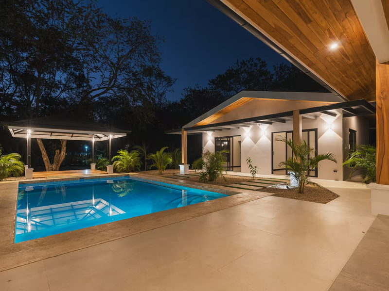 4 bed Single Family Homes For Sale in Playa Brasilito, Guanacaste - hero 27