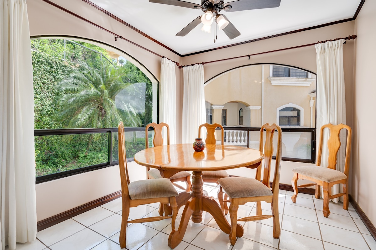 1 bed Condo For Sale in Playa Flamingo, Guanacaste - thumb 16