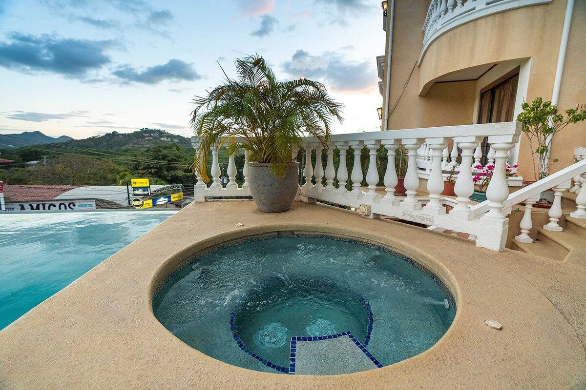 1 bed Condo For Sale in Playa Flamingo, Guanacaste - thumb 19