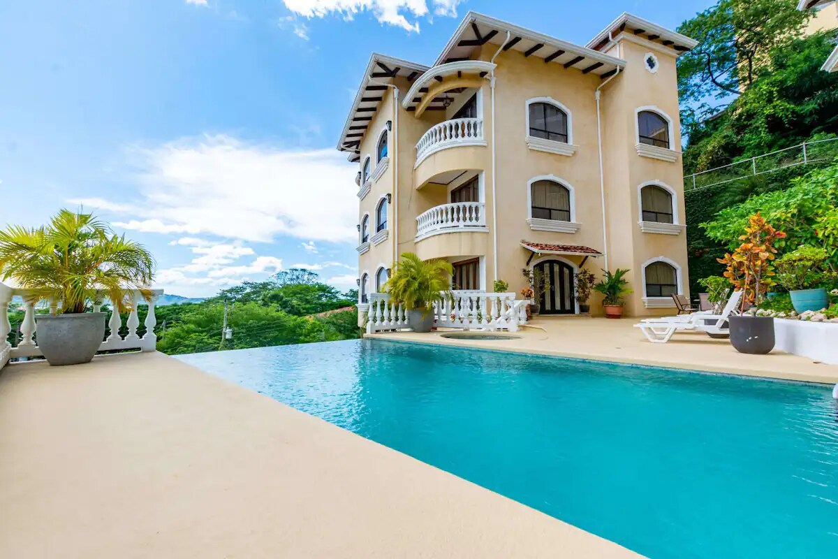 1 bed Condo For Sale in Playa Flamingo, Guanacaste - thumb 20